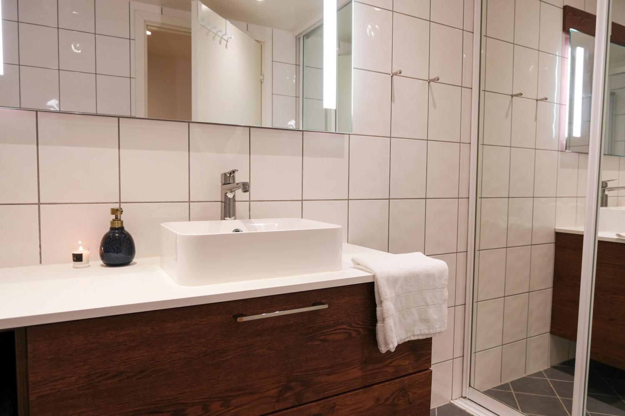 Modern Comfort In The Heart Of Bergen Zewnętrze zdjęcie